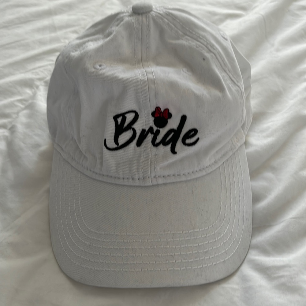 Disney parks bride hat